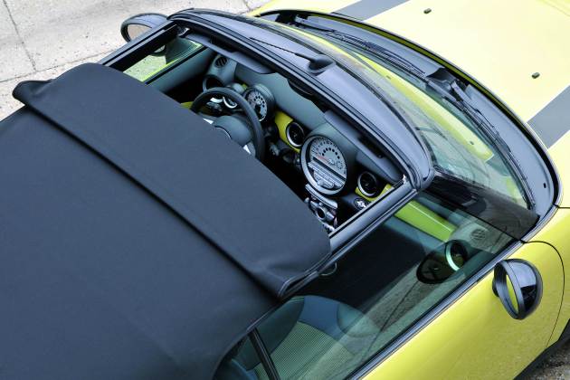 Mini Cooper S Cabrio:
Mini Cooper S Cabrio